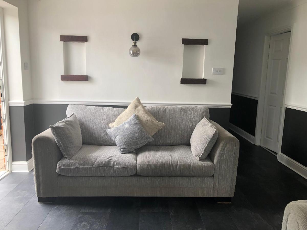 The Garden Suite Denby Village Екстер'єр фото