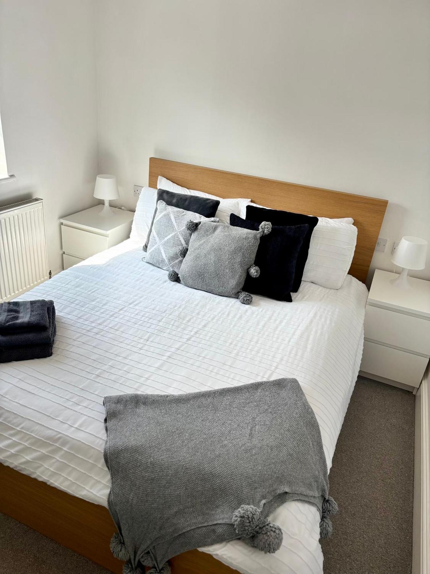 The Garden Suite Denby Village Екстер'єр фото